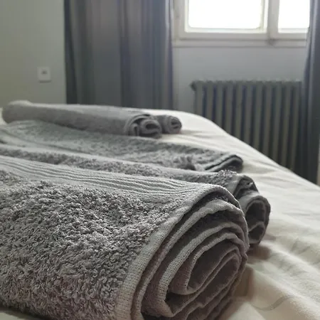 아파트 Fenix 자예카르